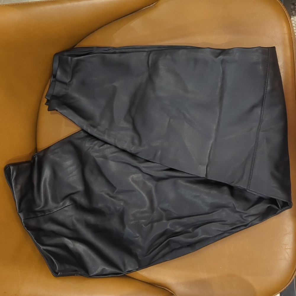 Faux leather leggings